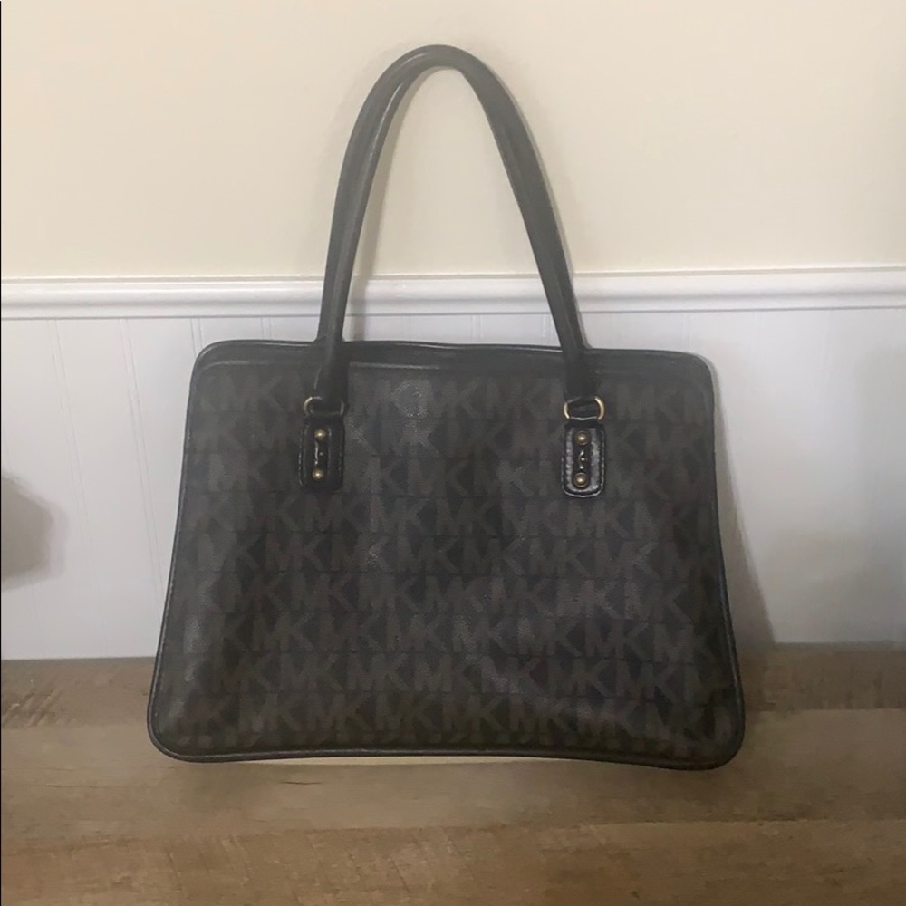 Michael Kors handbag - Picture 1 of 7